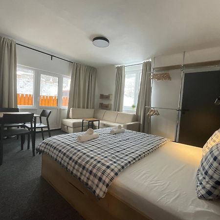 Apartmany Svaty Mikulas Janske Lazne Exterior photo