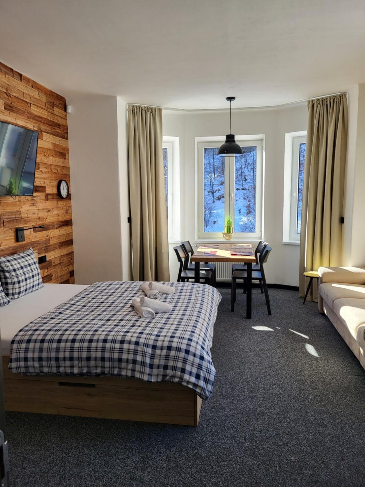 Apartmany Svaty Mikulas Janske Lazne Exterior photo