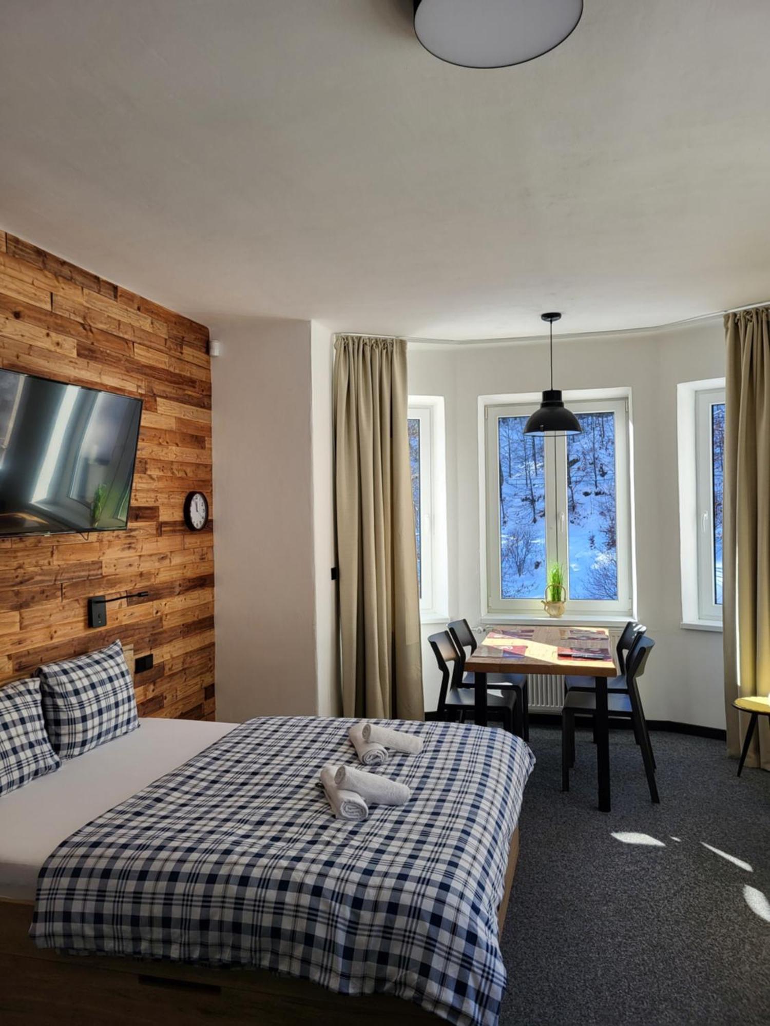 Apartmany Svaty Mikulas Janske Lazne Exterior photo